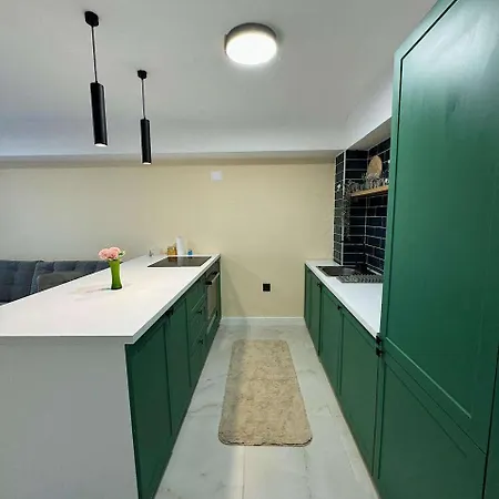 דירות Bazar Charm- Cozy Urban Retreat In Skopje Historic Heart מראה חיצוני תמונה