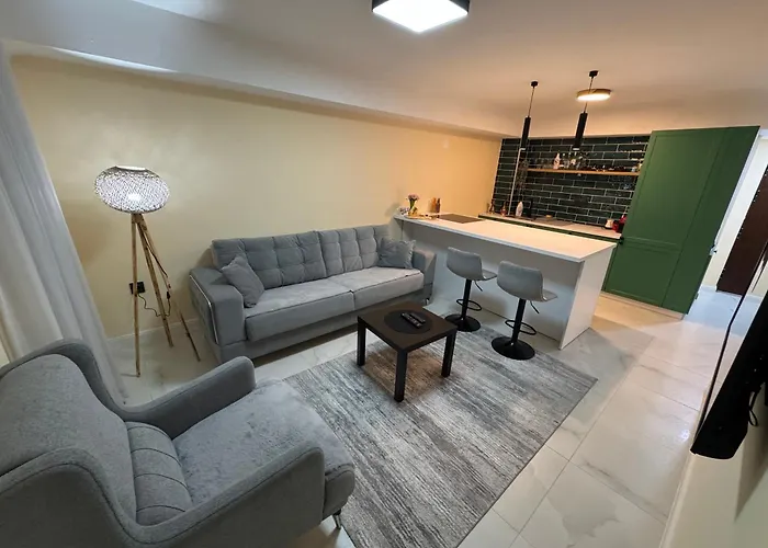 Bazar Charm- Cozy Urban Retreat In Skopje Historic Heart