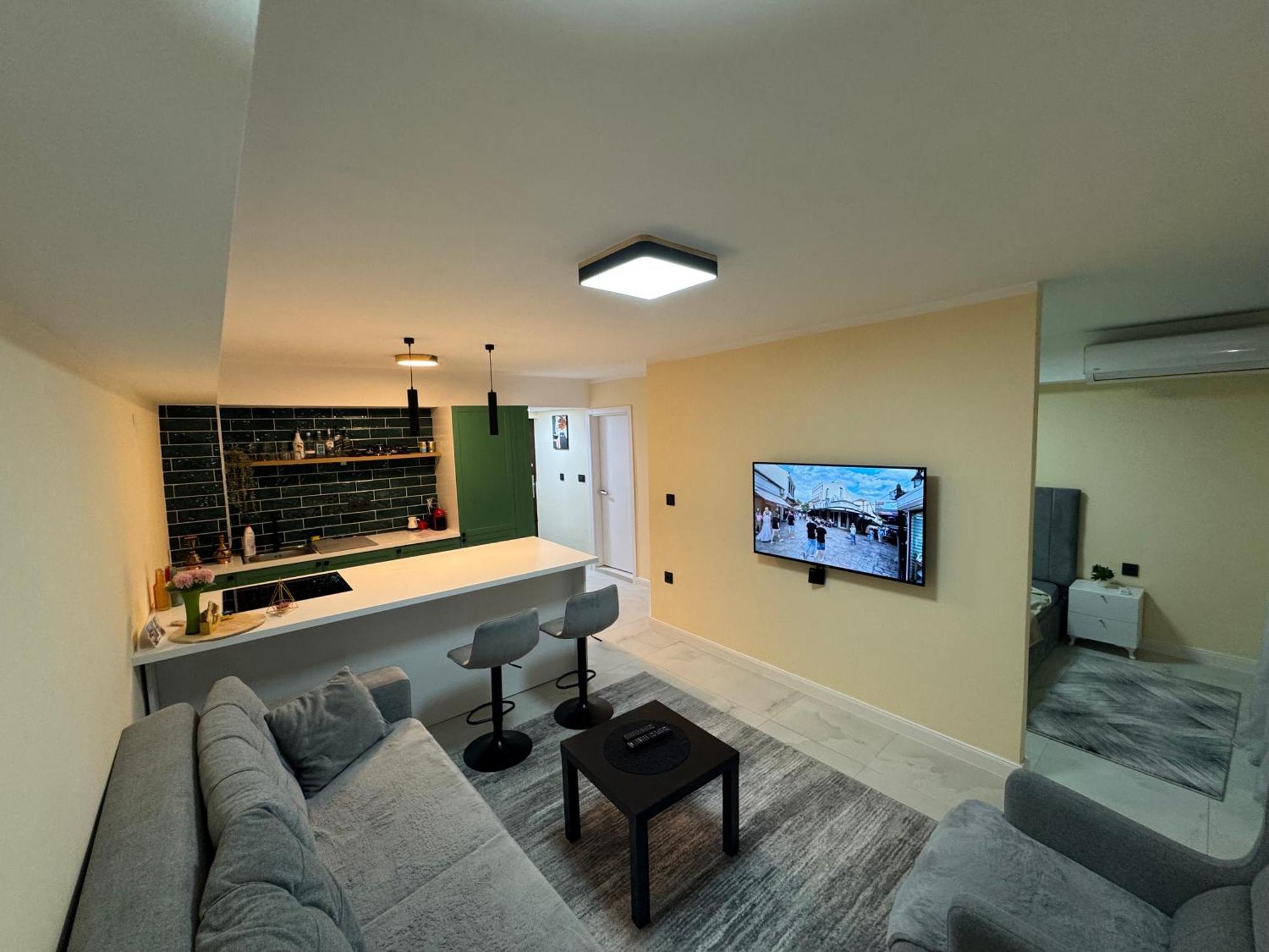 Bazar Charm- Cozy Urban Retreat In Historic Heart דירה סקופיה