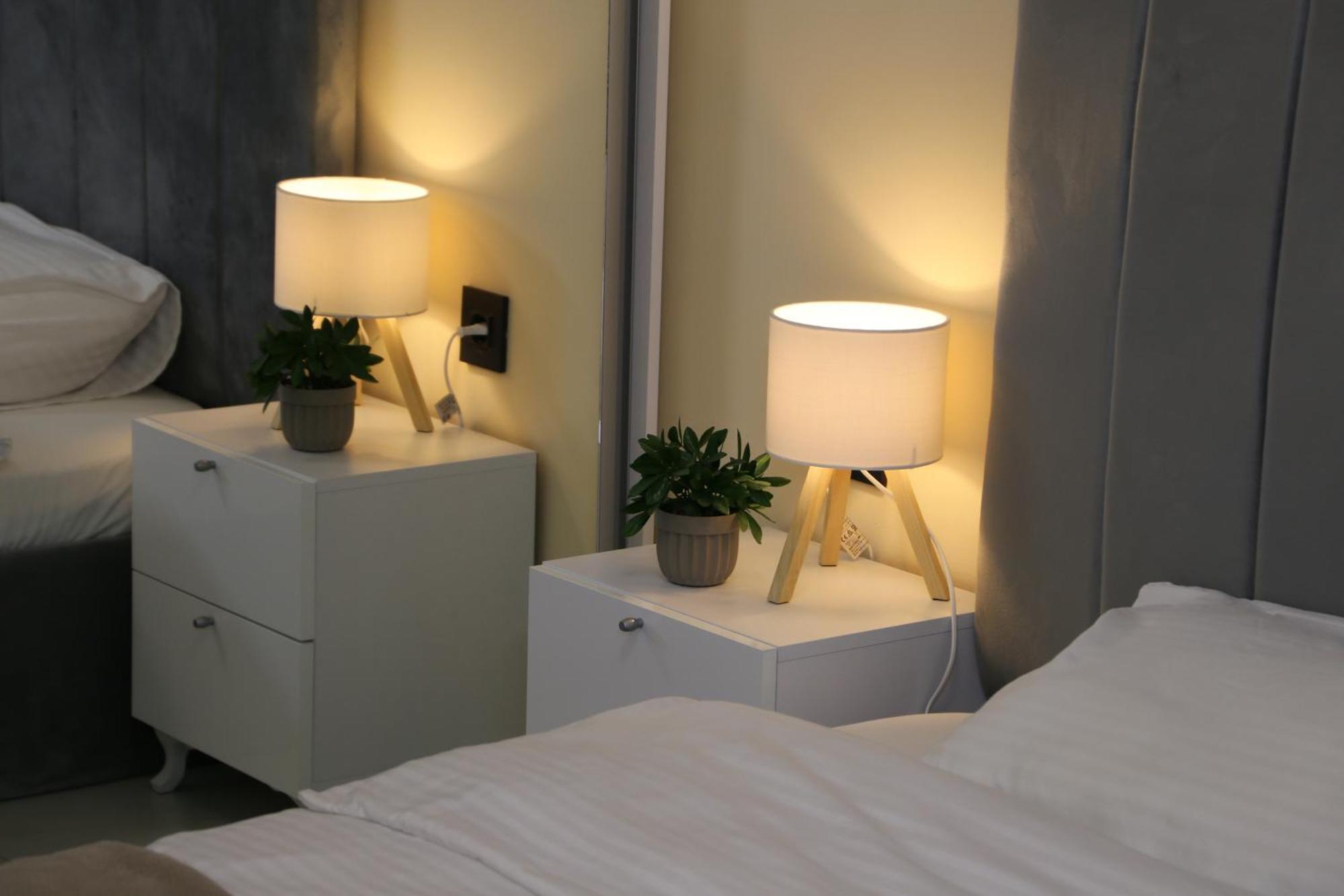 Bazar Charm- Cozy Urban Retreat In Historic Heart *