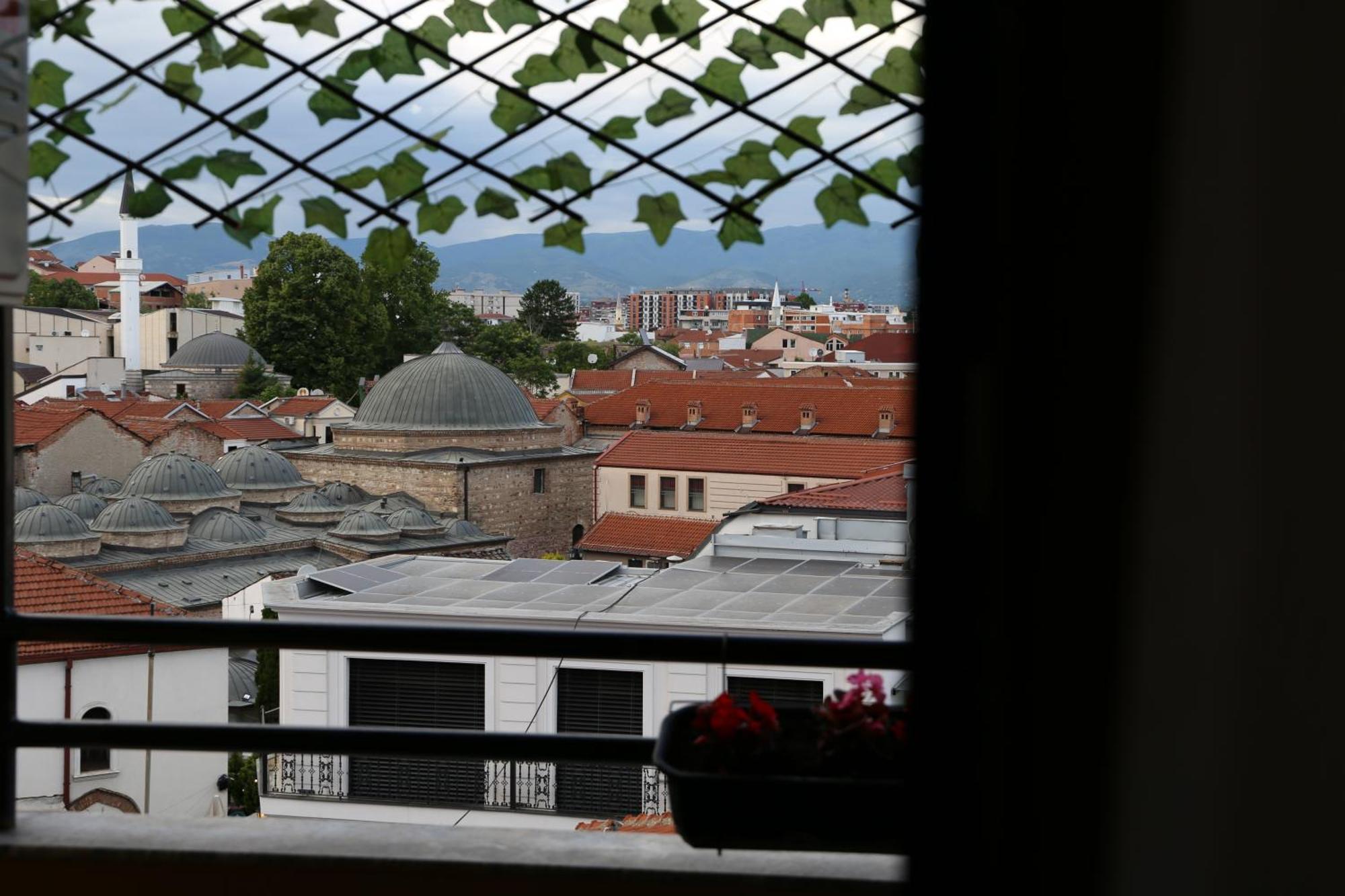 Apartment Bazar Charm- Cozy Urban Retreat In Historic Heart Skopje